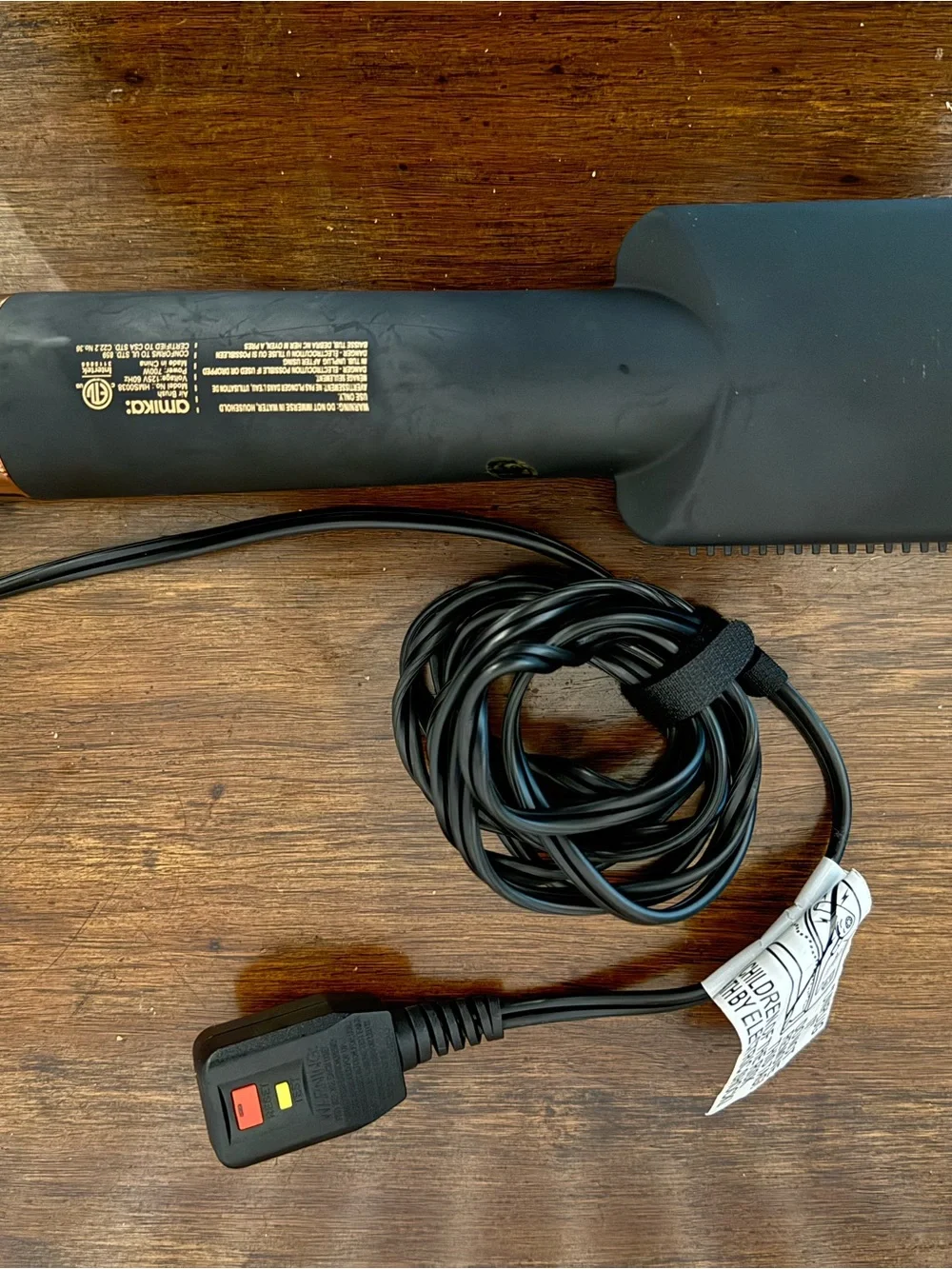 amika Black Styling Brush with Rose Gold Trim